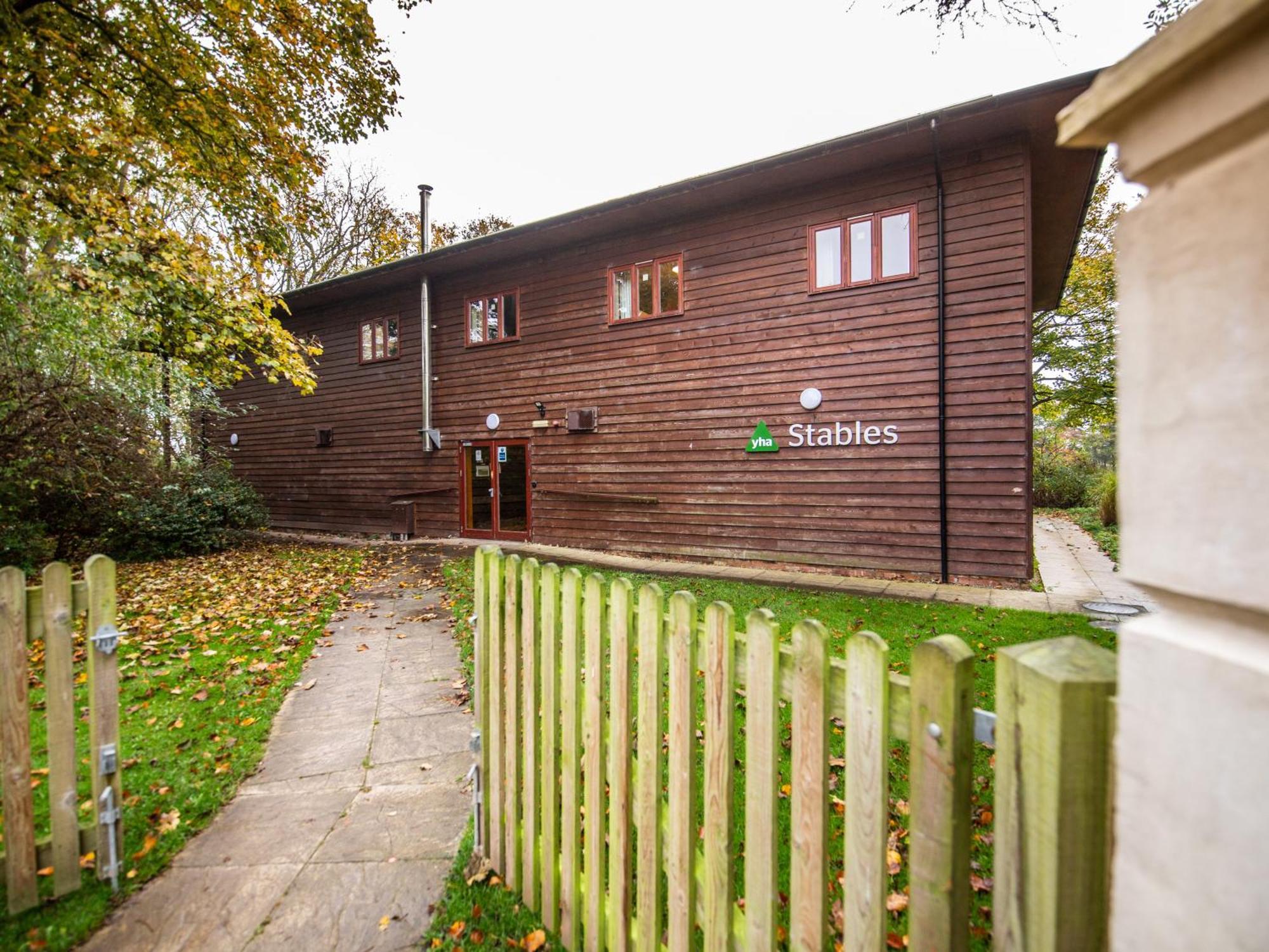 Yha Chester Trafford Hall Albergue Dunham-on-the-Hill Exterior foto