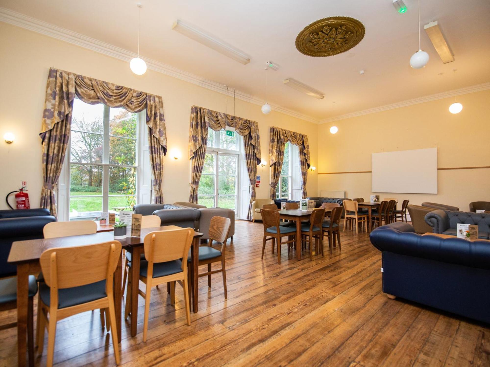 Yha Chester Trafford Hall Dunham-on-the-Hill Exterior foto